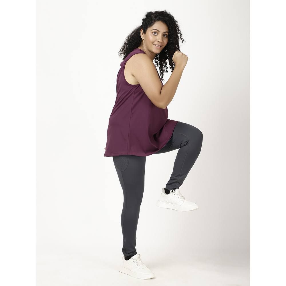 Studioactiv - Back Slit Tee Curvy - Wine