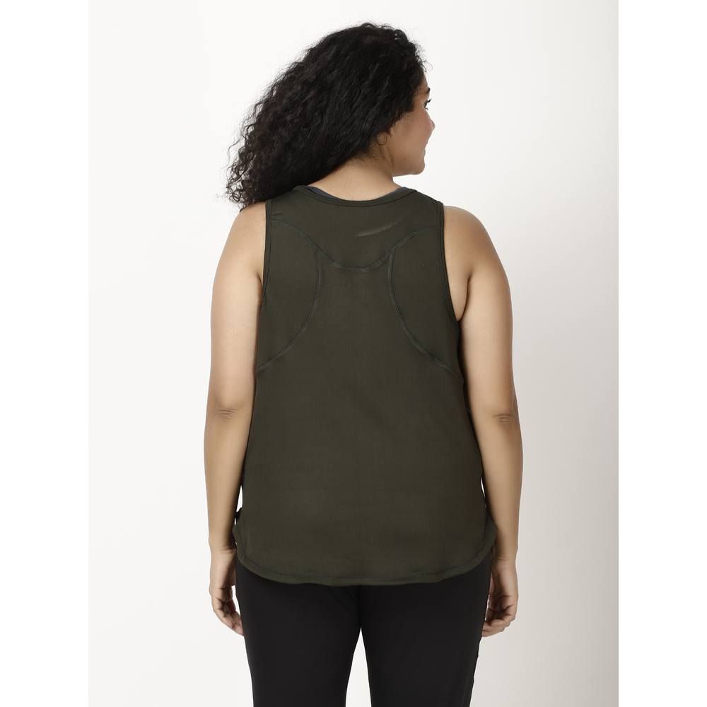 Studioactiv - Smart Racerback Tee Curvy - Olive