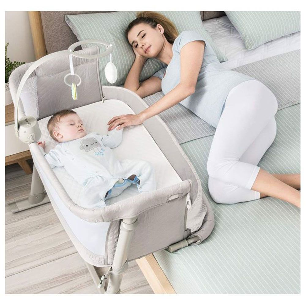 Bumble & Bird - Adjustable Bedside Bassinet & Crib (Exclusive)