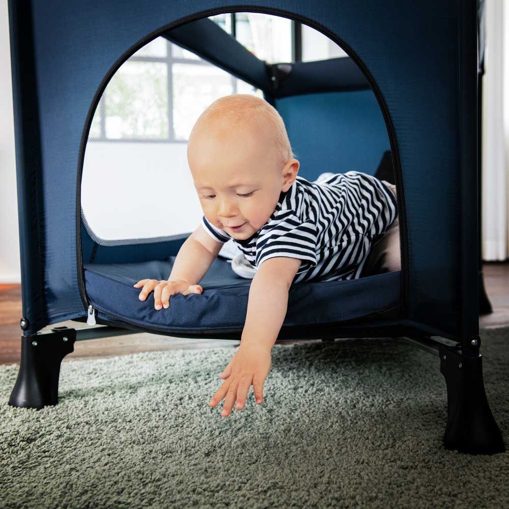 Hauck - Dream'N Play Plus Travel Bed - Navy