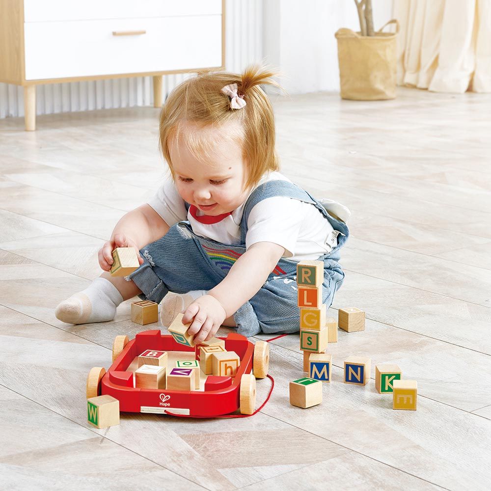 Hape - Pull-along Cart W/ Stacking Blocks