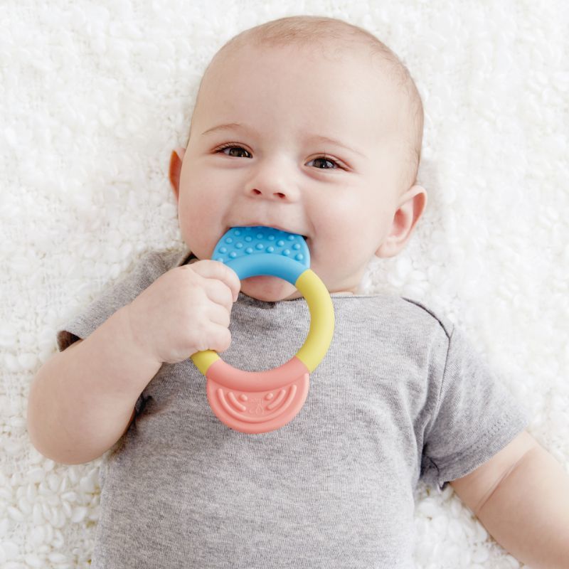 Hape - Teether Ring