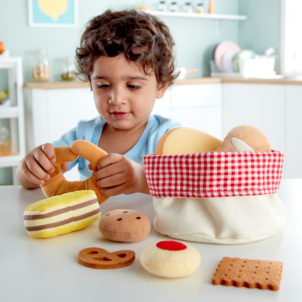 Hape - Toddler Bread Basket - Food Playset