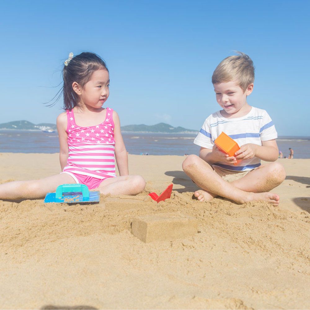 Hape - Master Bricklayer Sand & Beach Set - 3pcs