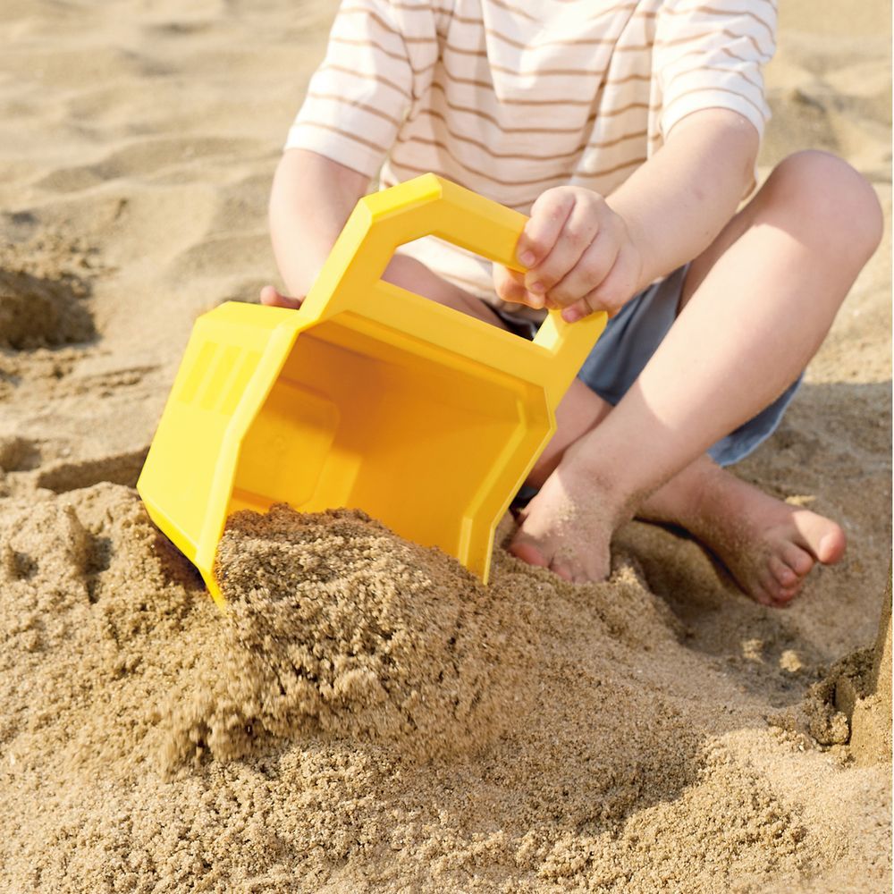 Hape - Digger Bucket Beach & Sand Tool