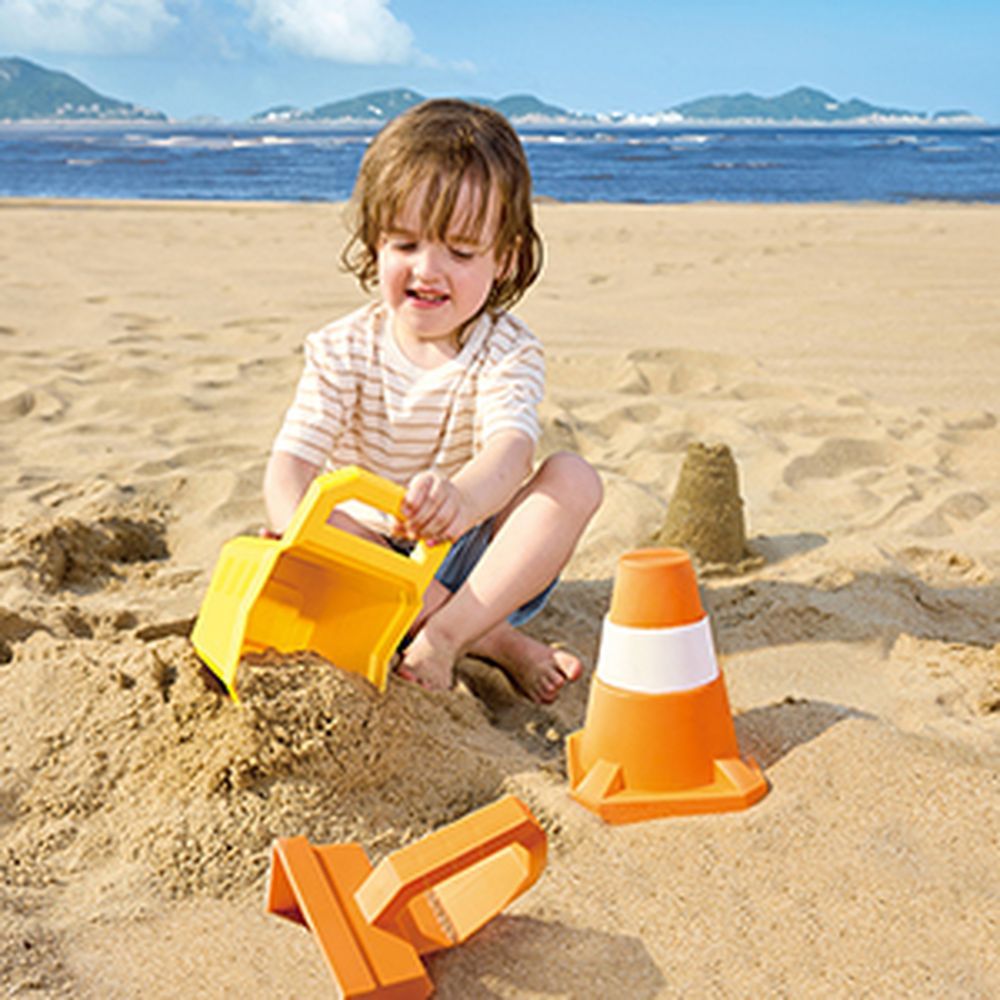 Hape - Construction Beach & Sand Toy Set - 4pcs