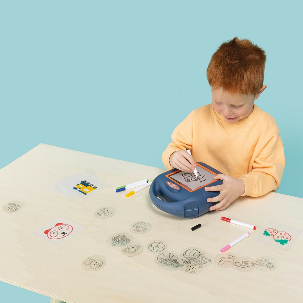 Eurekakids - Drawing Projector With Light - 56pcs