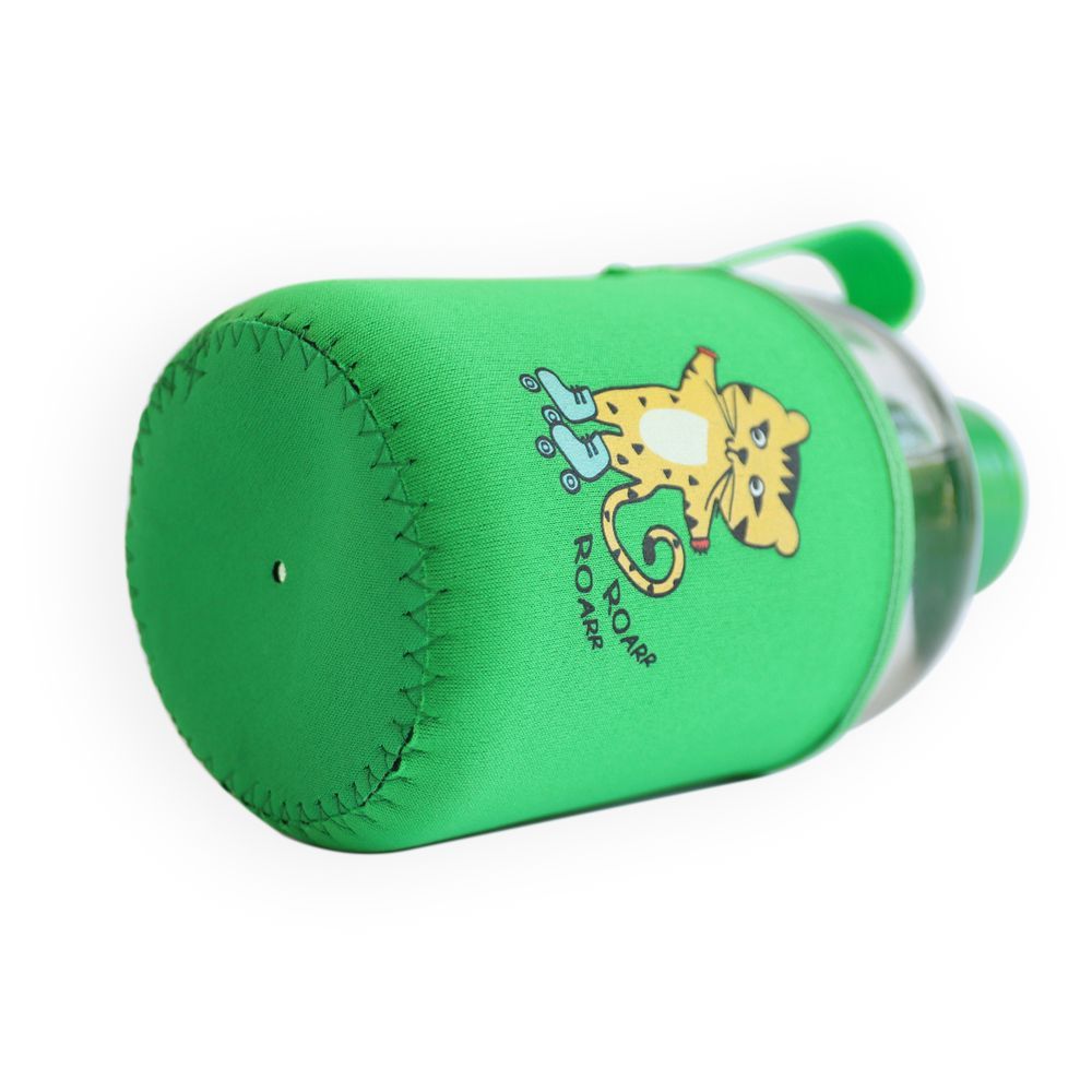 Milk&Moo - Skater Cheetah Kids Glass Water Bottles 600ml - Green