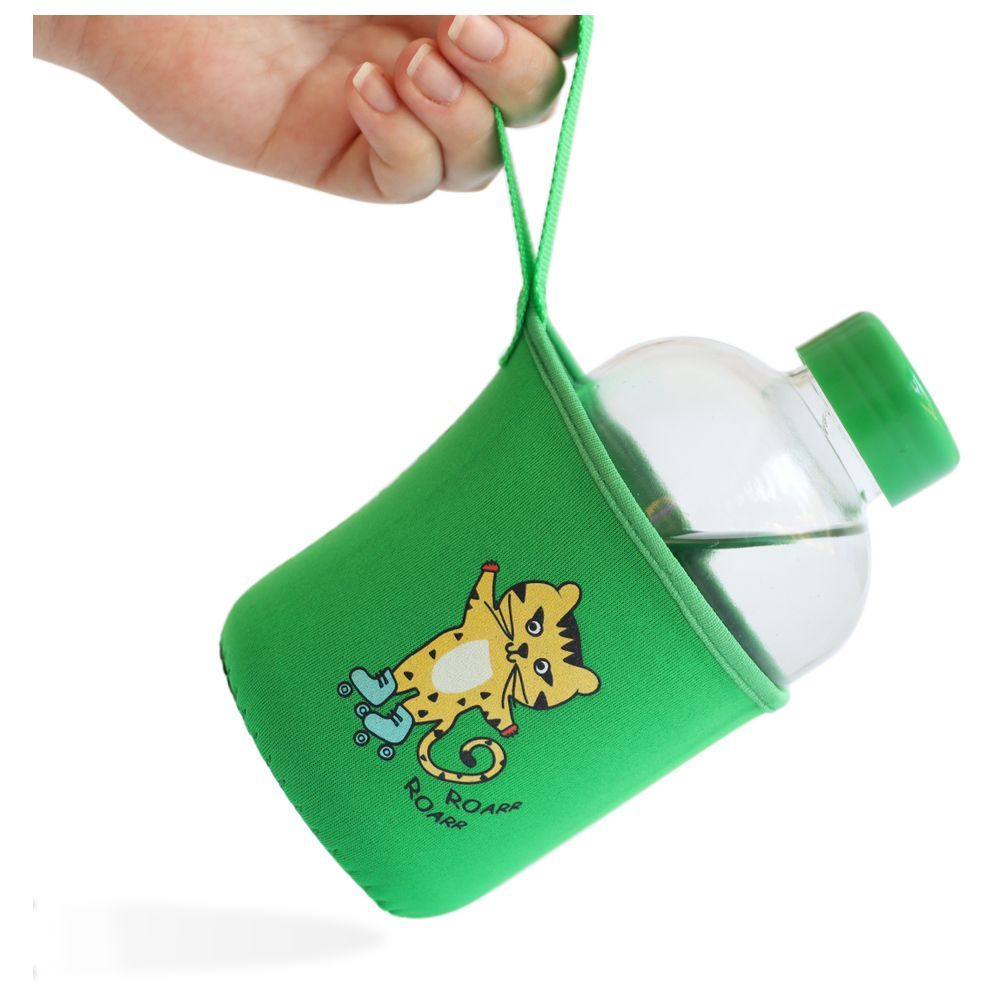 Milk&Moo - Skater Cheetah Kids Glass Water Bottles 600ml - Green