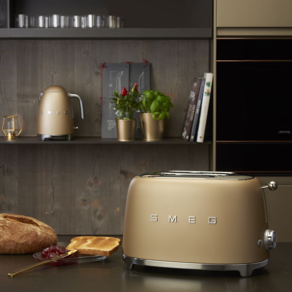 Smeg - 2 Slice Toaster - Champagne Matt