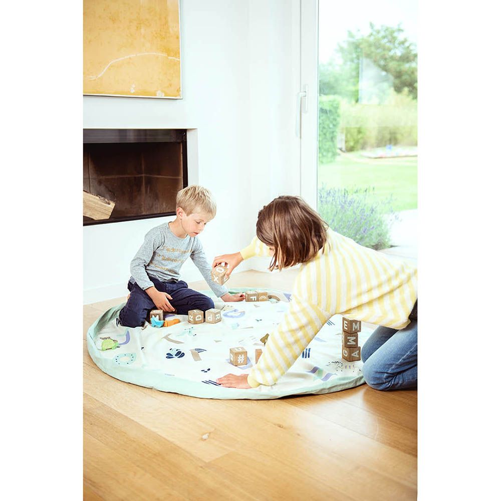 Play & Go - Playmat & Storage Bag - Animal Alphabet