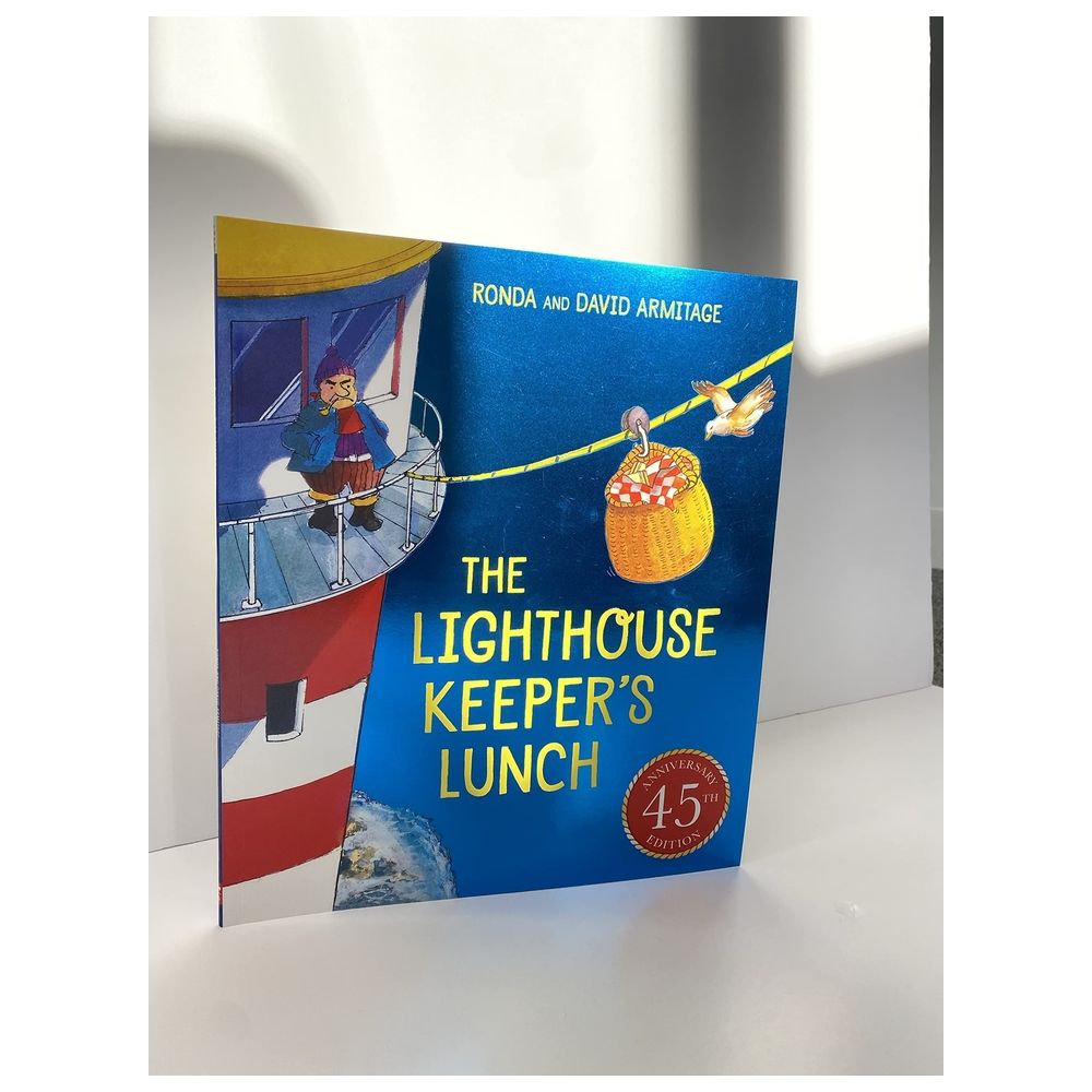 قصة Lighthouse Keeper's Lunch (45th anniversary edition) 