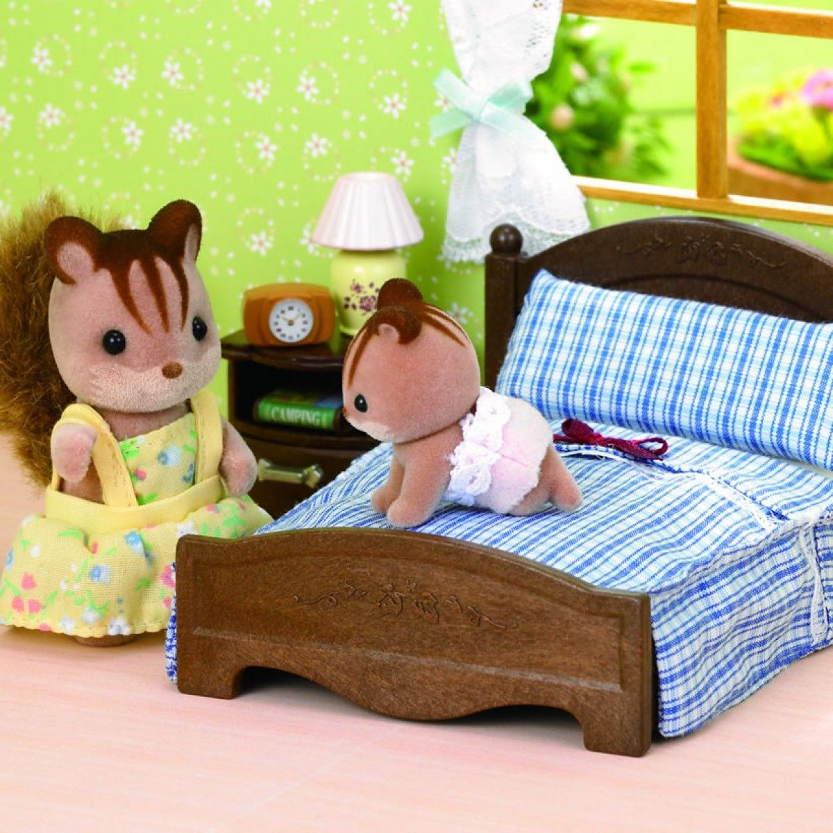 Sylvanian Families - Master Bedroom Set