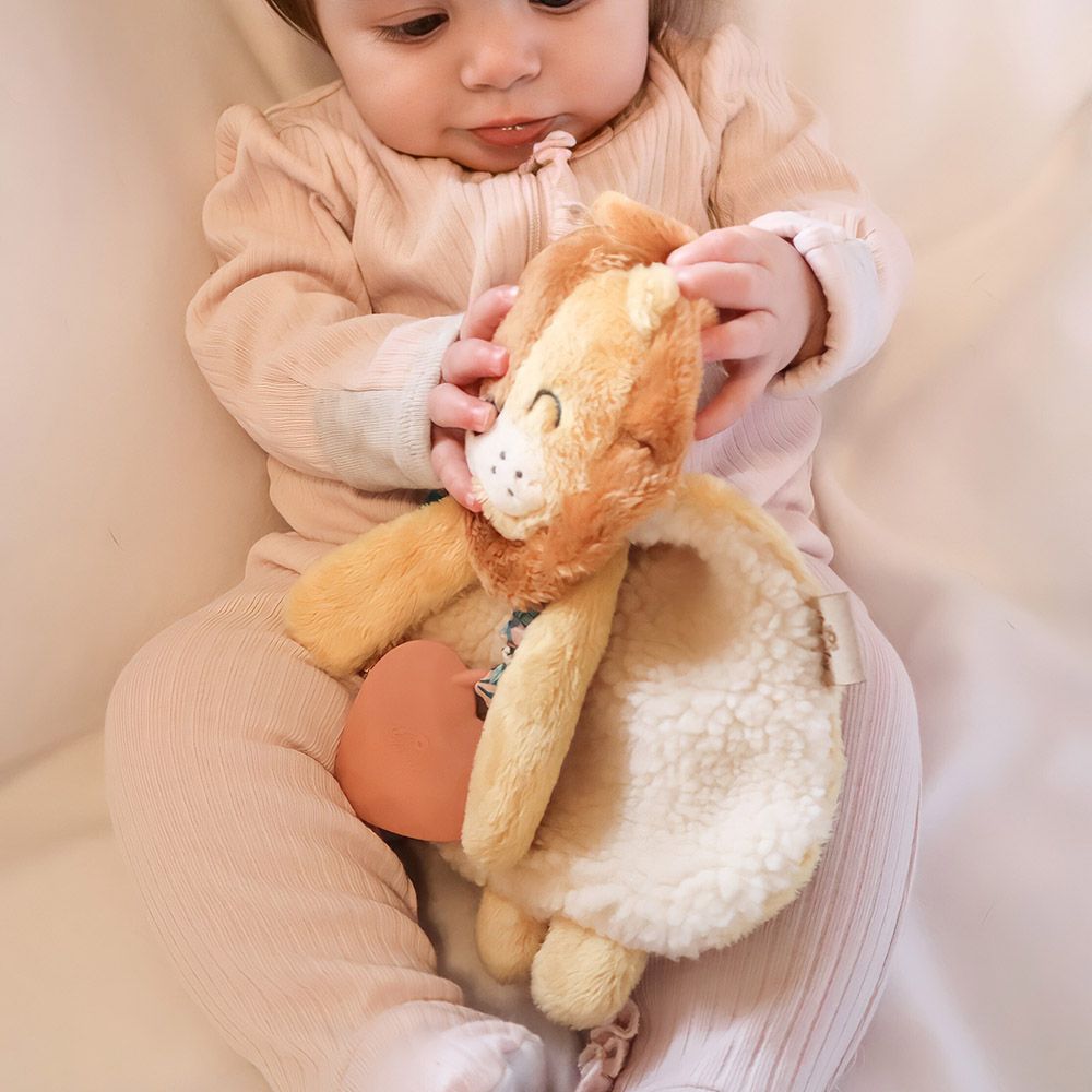 Itzy Lovey - Infant Toy - Lion