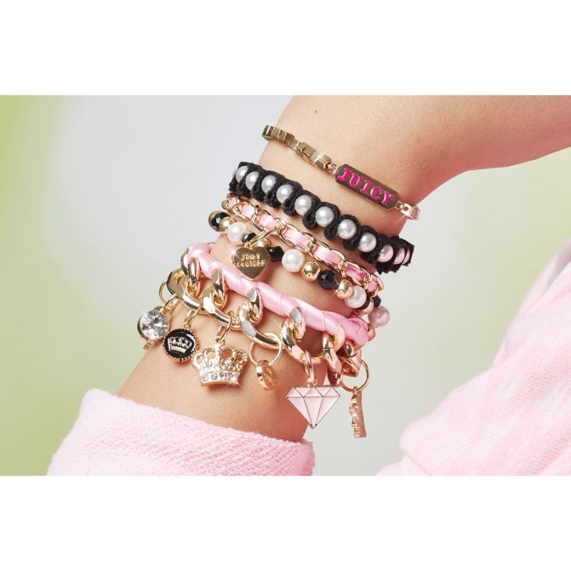 Juicy Couture - Chains & Charms