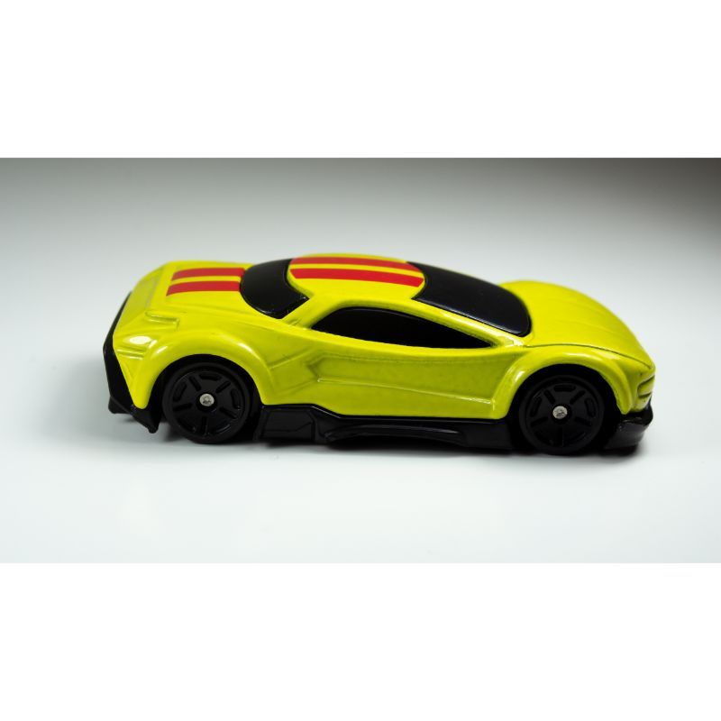 Maisto Fresh Metal - Diecast Car 3" - Yellow Race Car