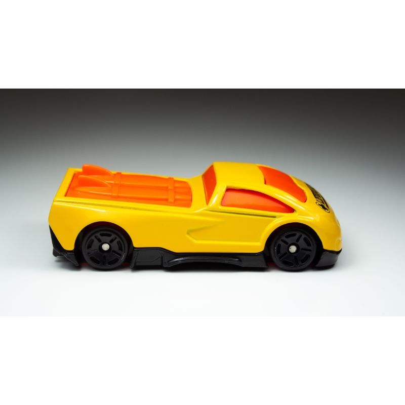 Maisto Fresh Metal - Diecast Car 3" - Lifeguard Truck