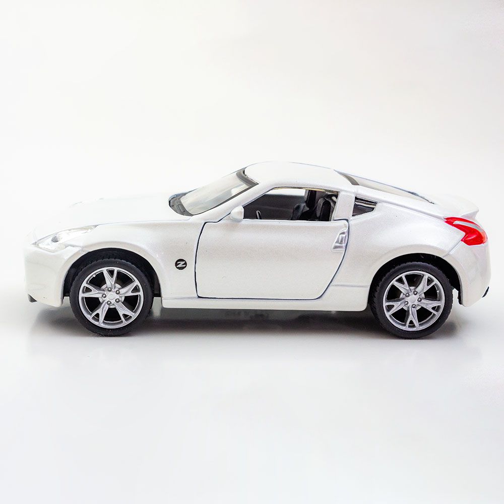 Maisto - Power Racer Nissan 370Z - White