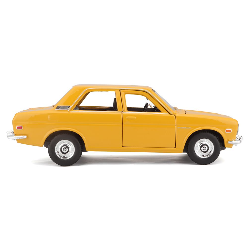 Maisto - 1:24 Scale 1971 Datsun 510 Car - Yellow