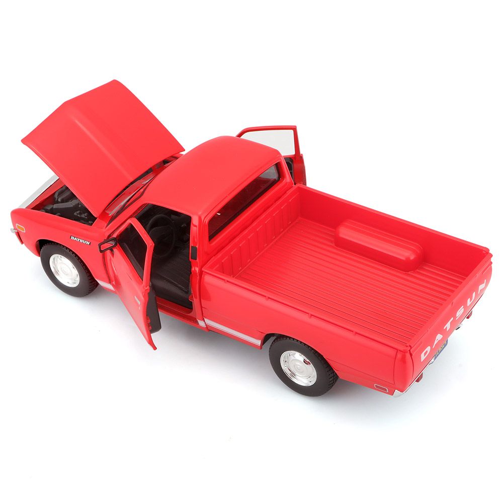 Maisto - 1:24 Scale 1973 Datsun 620 Pick up Truck - Red