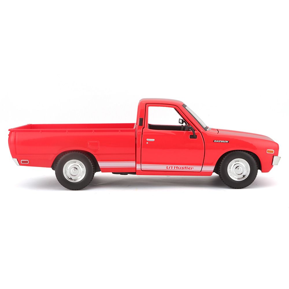 Maisto - 1:24 Scale 1973 Datsun 620 Pick up Truck - Red