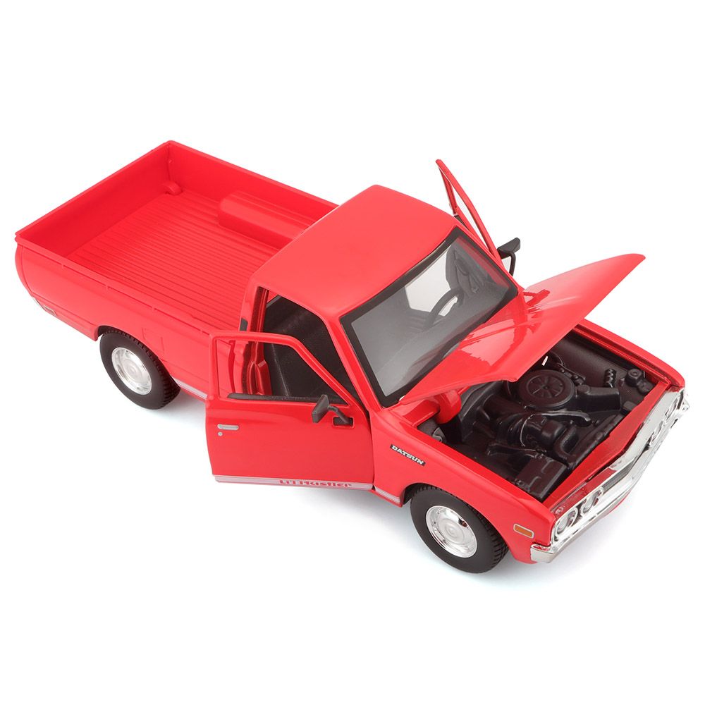 Maisto - 1:24 Scale 1973 Datsun 620 Pick up Truck - Red