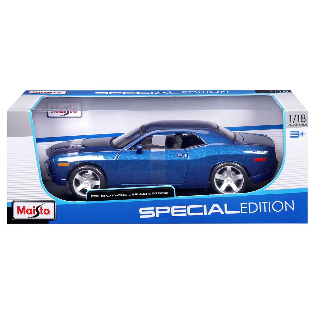 Maisto - 1:18 Scale 2006 Dodge Challenger Concept Car - Blue