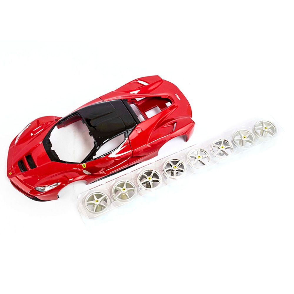 Maisto - 1:24 Scale - La Ferrari - Red