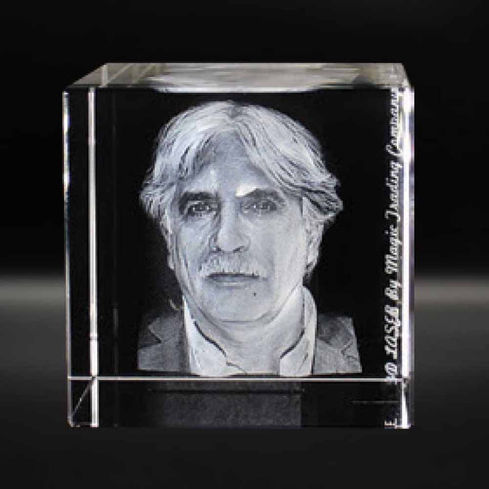 Byft - 3D Square Crystals Award - Clear