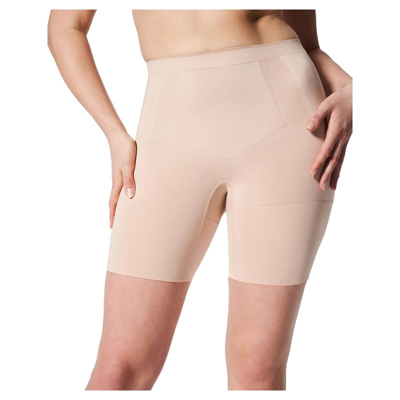 Spanx - Oncore Mid Thigh Shorts - Beige