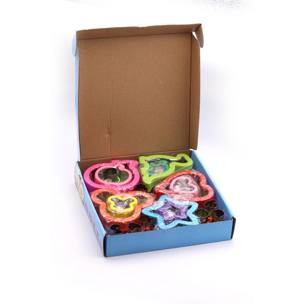 Rainbow Skool - Sandwich Cutters - 18pcs (Exclusive)