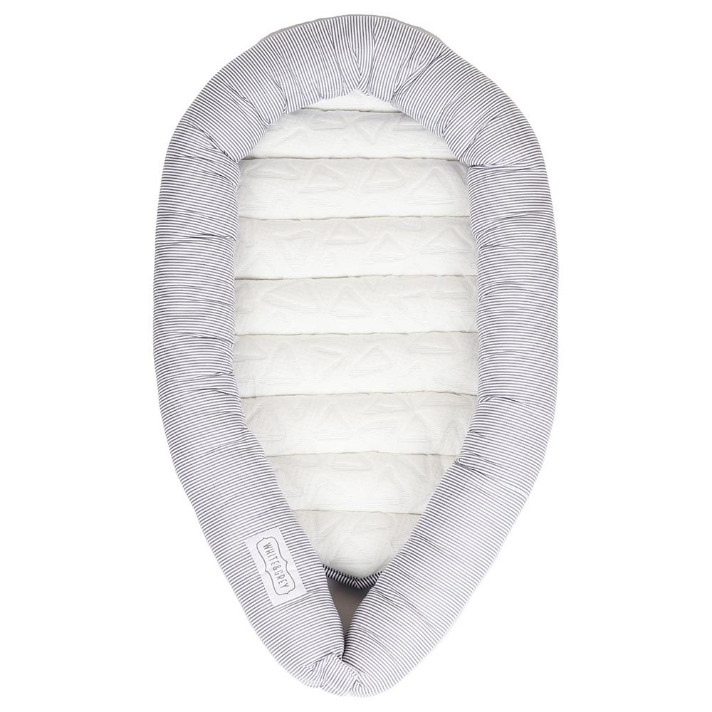 White&Grey - Baby Nest With Soft Paddings - Stripes