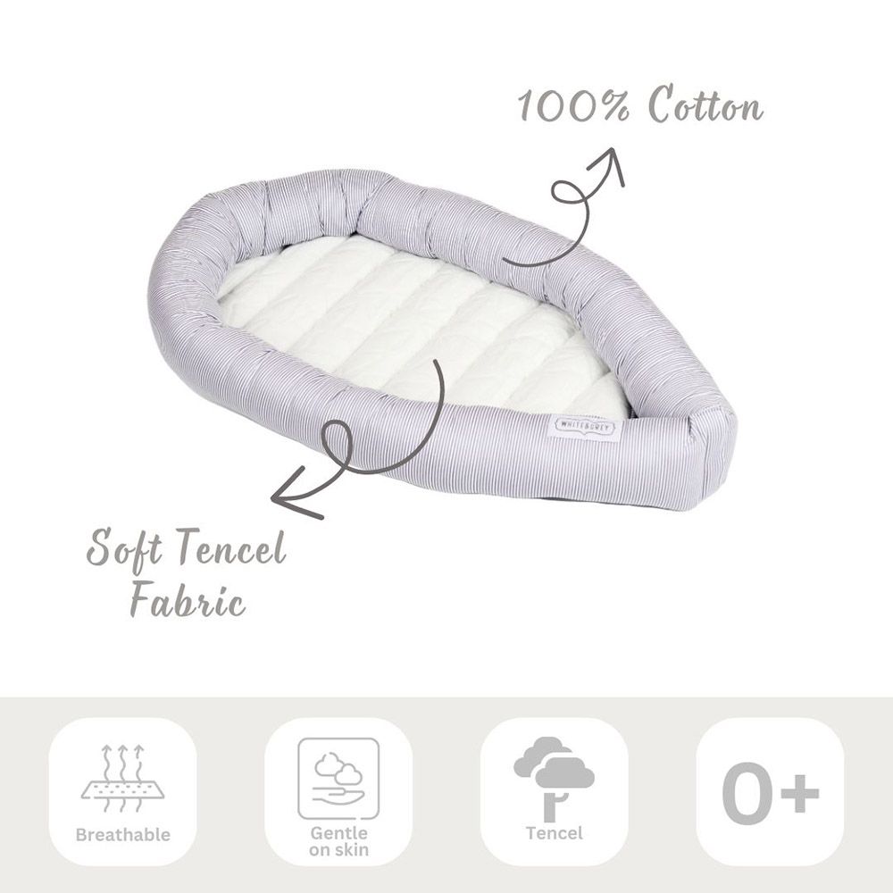 White&Grey - Baby Nest With Soft Paddings - Stripes