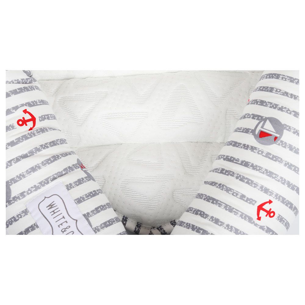 White&Grey - Baby Nest With Soft Paddings - Anchor