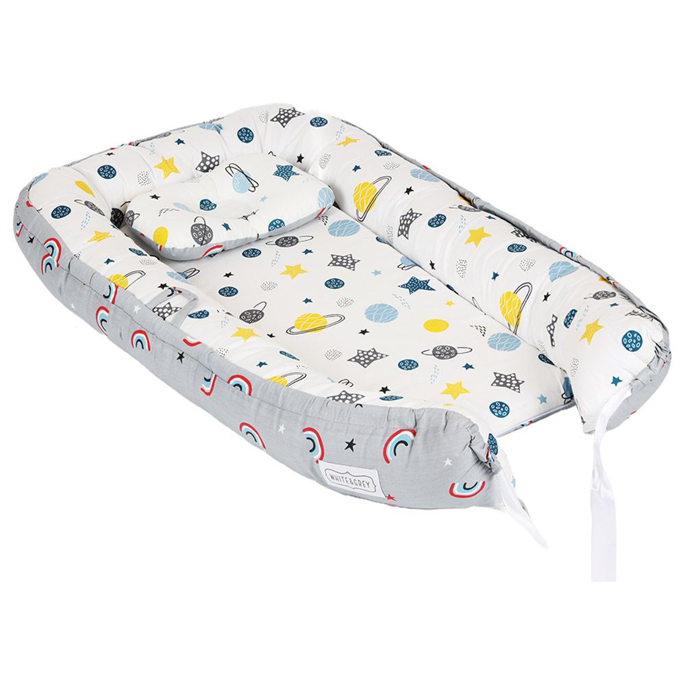 White&Grey - Baby Nest With Pillow - Rainbow/Planet