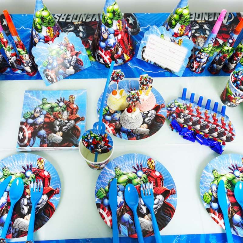 Brain Giggles - Avengers Theme Disposable Tableware 136pcs