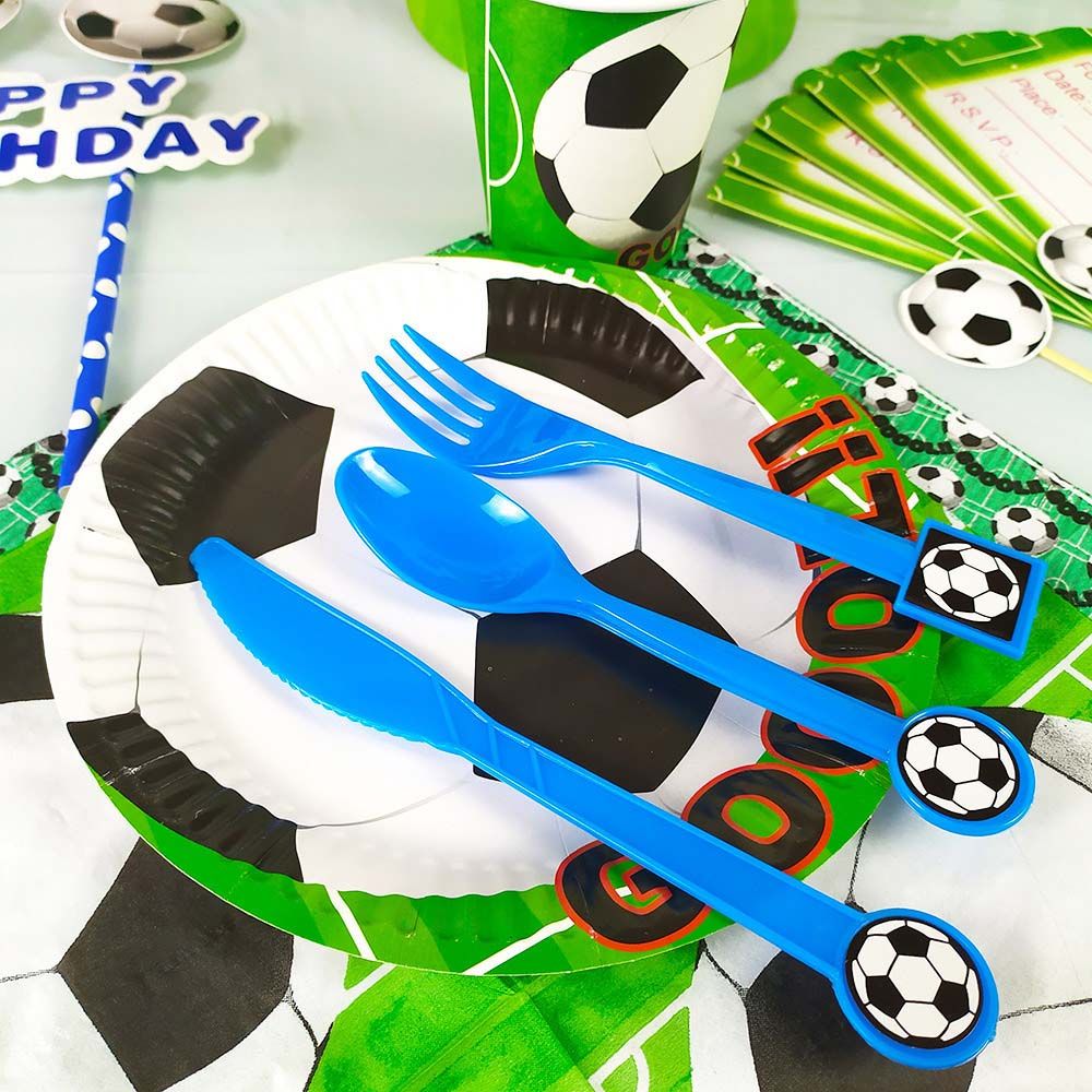 Brain Giggles - Football Tableware (136 Pieces) - Green