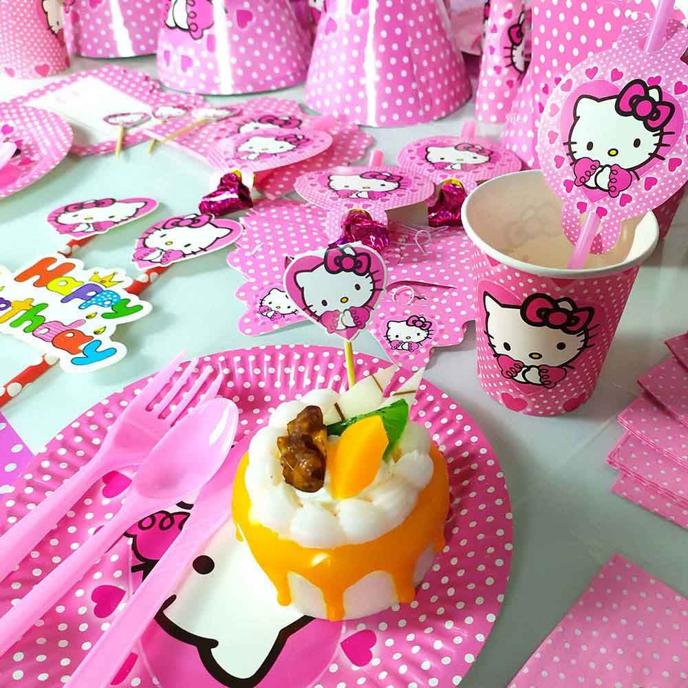 Brain Giggles - Hello Kitty Tableware (136 Pieces) - Pink