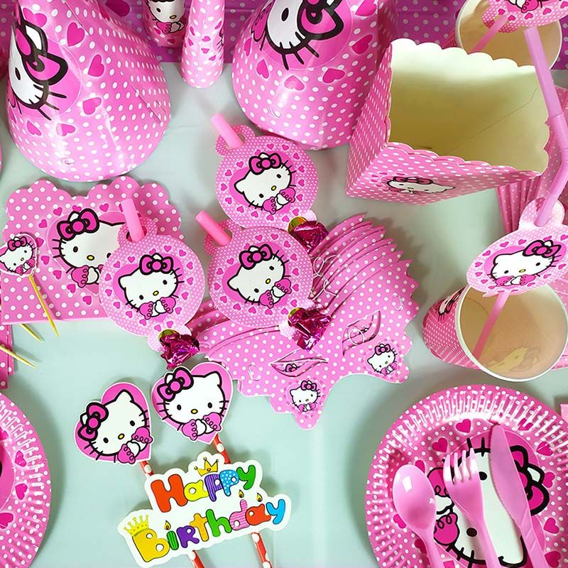 Brain Giggles - Hello Kitty Tableware (136 Pieces) - Pink