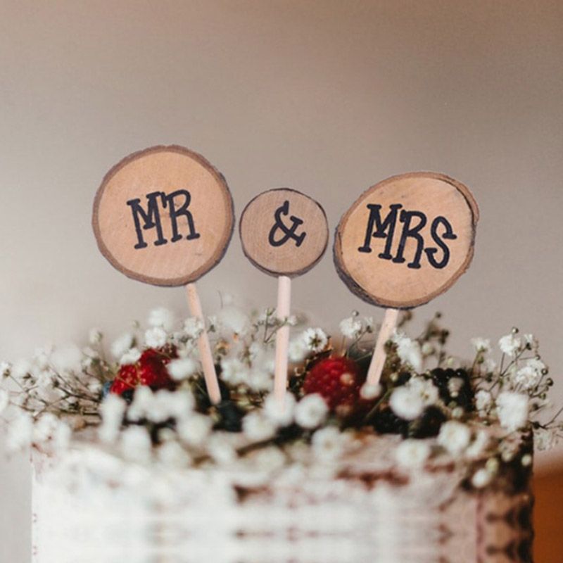 Brain Giggles - Mr & Mrs Wooden Cake Topper