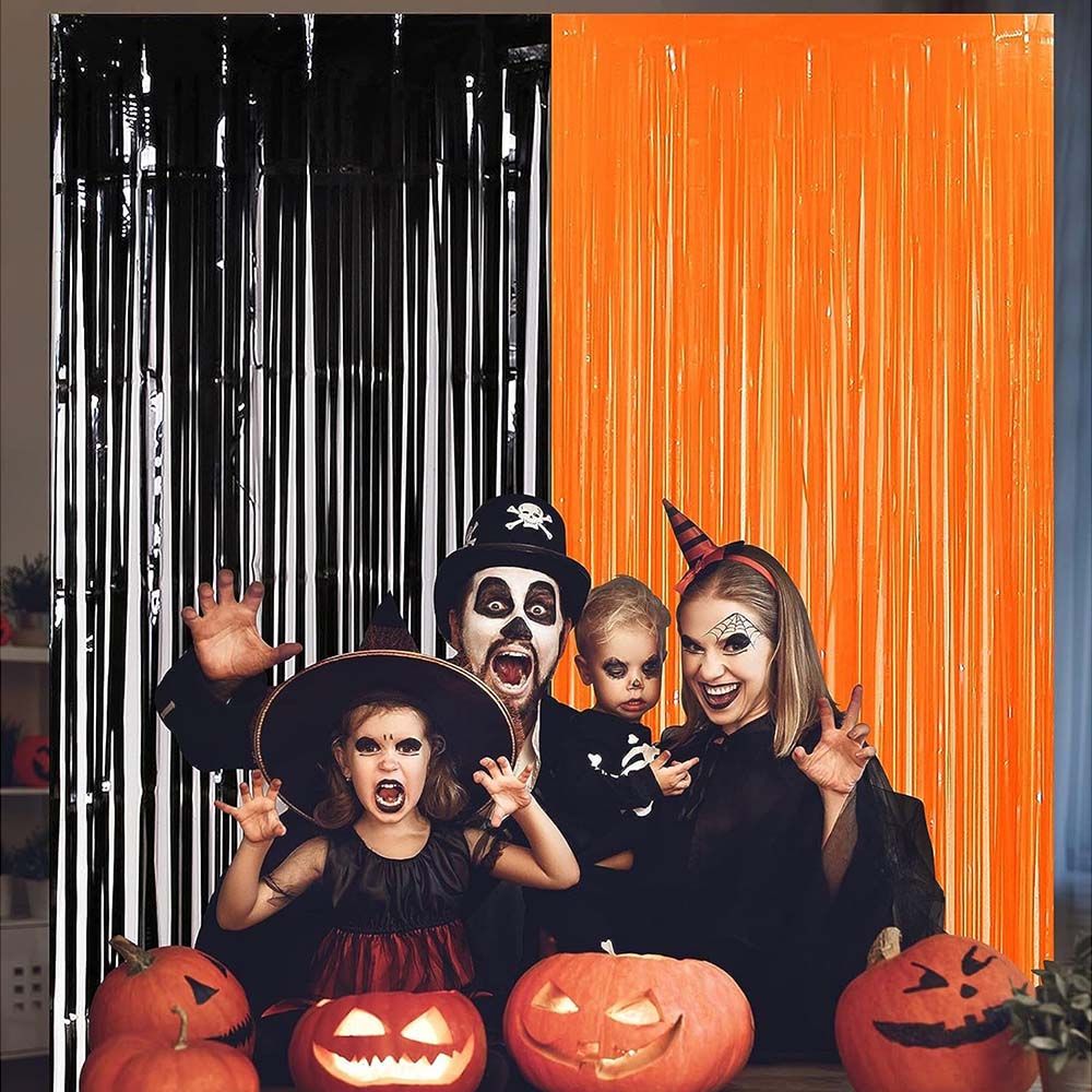 Highland - Halloween Decoration Foil Curtain - Orange/Black - 4pcs