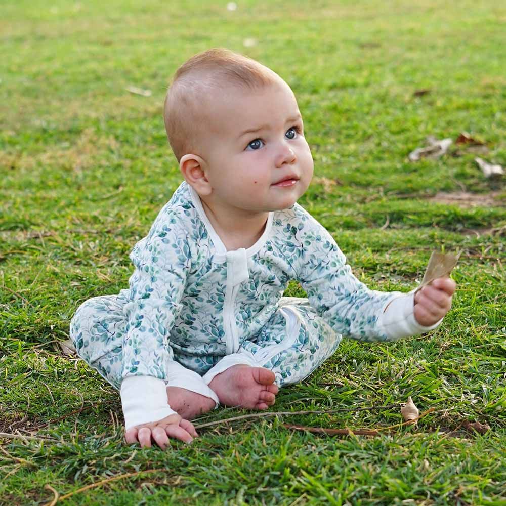 Issy & Lilo - Smart Bamboo Zipper Romper - Eucalyptus Leaves