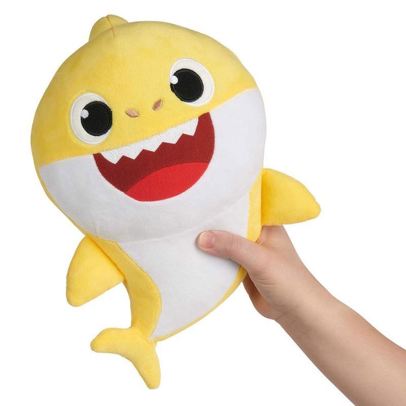 Pinkfong Baby Shark with Sound - Battery Operated