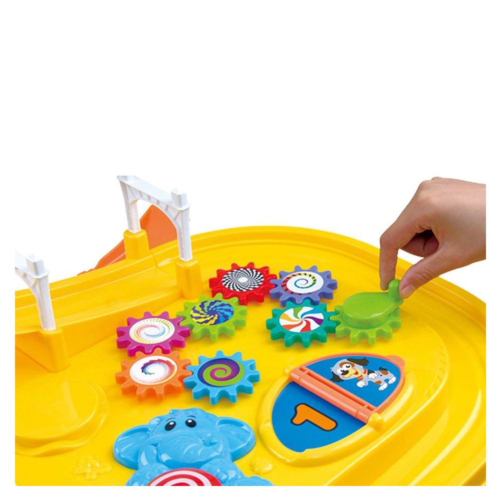 PlayGo - 5 In 1 Action Activity Station