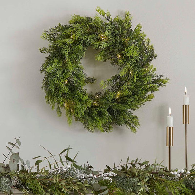 Ginger Ray - Evergreen Wreath With Lights - Green