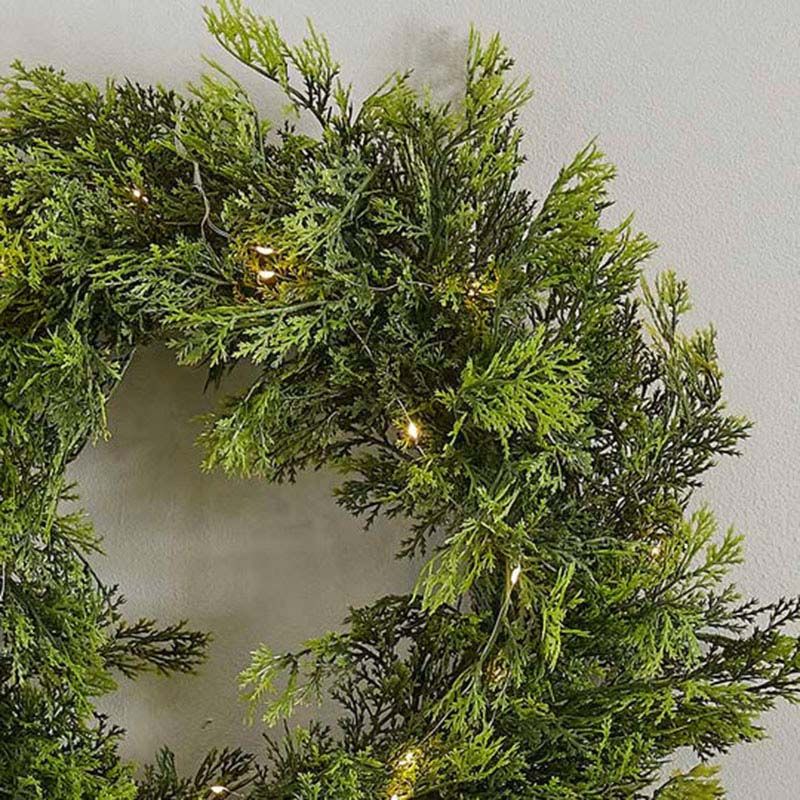 Ginger Ray - Evergreen Wreath With Lights - Green