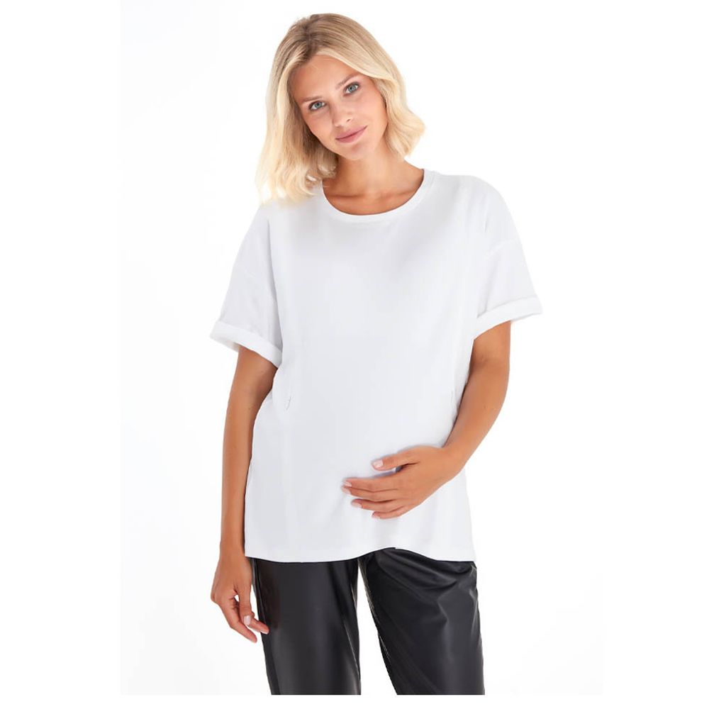 Accouchee - Anytime Anywhere Mom Friendly T-shirt - White