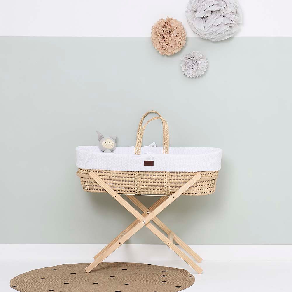 The Little Green Sheep Moses Basket & Mattress - White