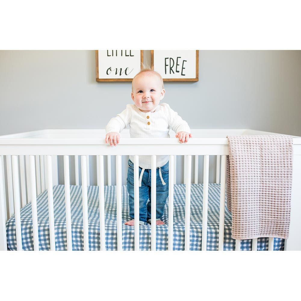 Lulujo - Muslin Crib Sheet 135 x 70 cm - Navy Gingham