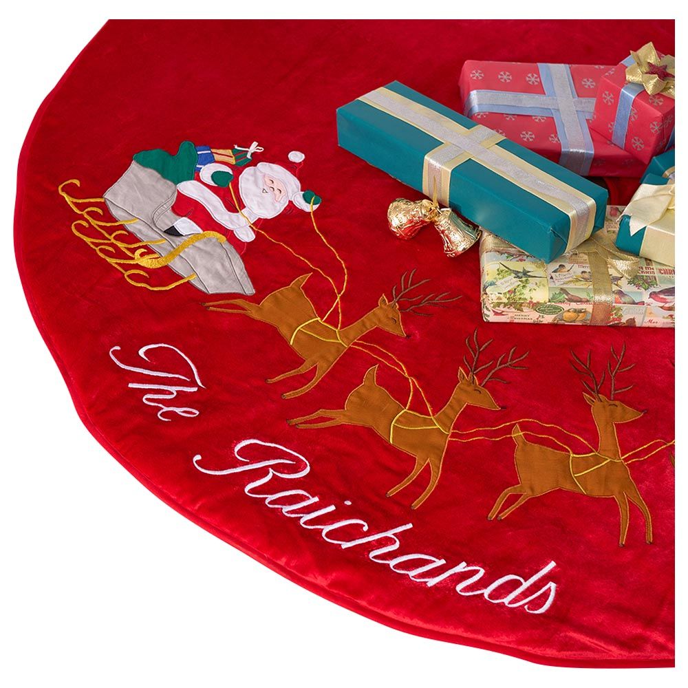 Little West Street - Santa In Sleigh Tree Skirt - Red